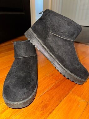 SO Black Suede Ankle Booties